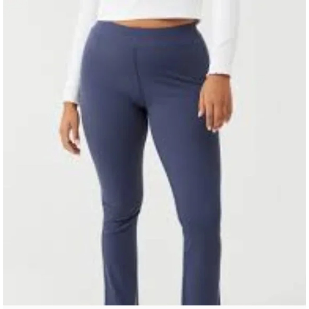 NWT Outdoor Voices Kick Flare Pants in Dark Sky Blue‎